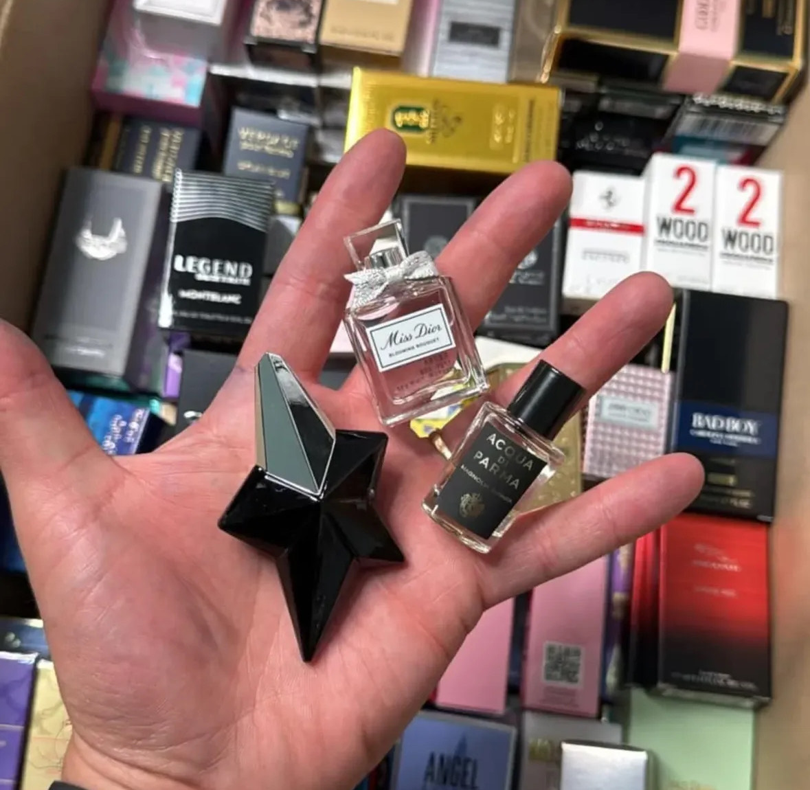 Buy Perfume Liquidation Pallets (100-800 Units-$750) - Image 2