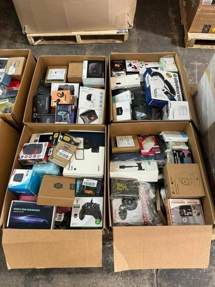Buy Laptop Liquidation Pallets For Sale (100+ Units From $2,500) - Image 2